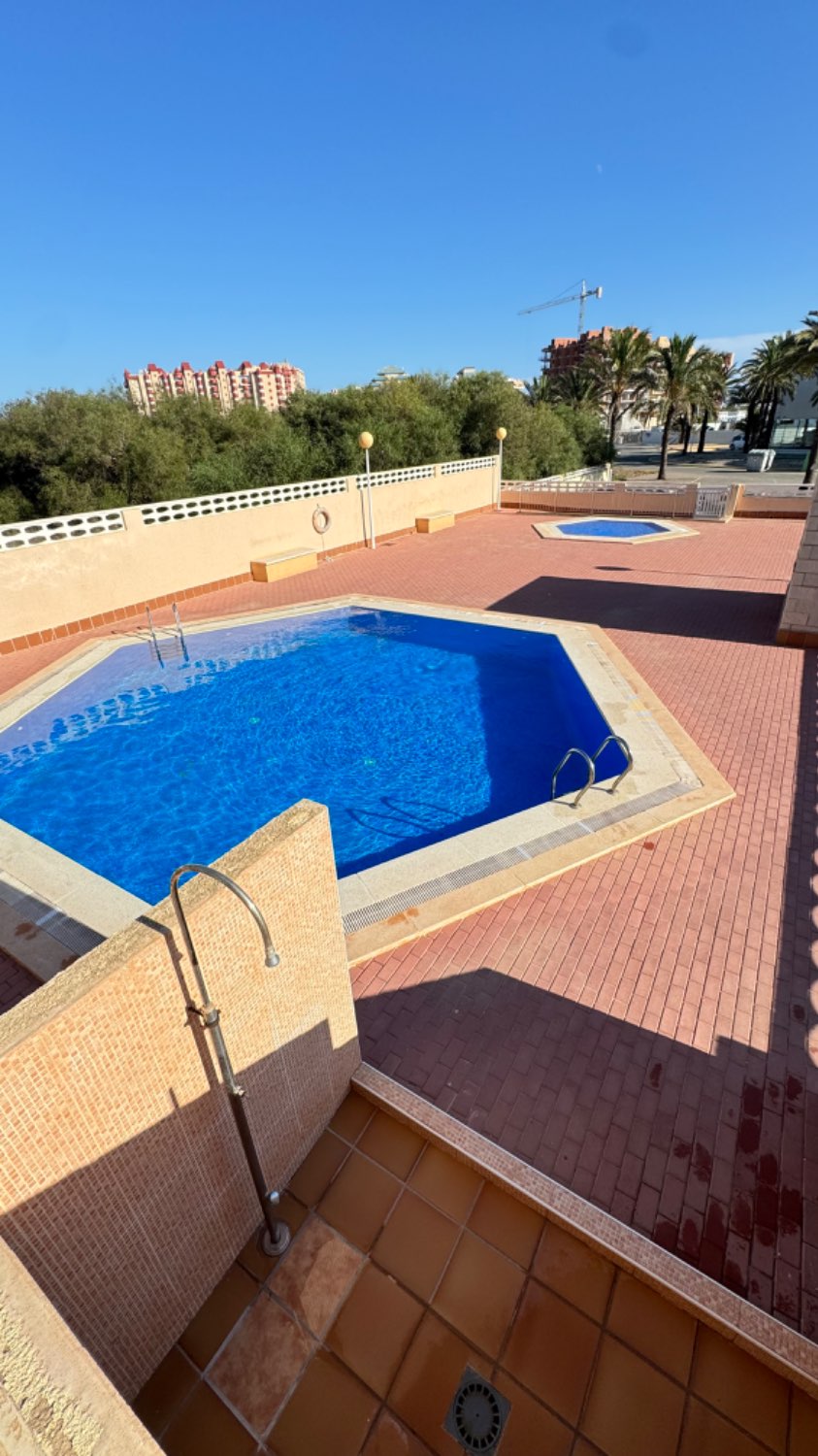 Pieni huoneisto myynnissä Playa del Esparto-Veneziola (La Manga del Mar Menor)