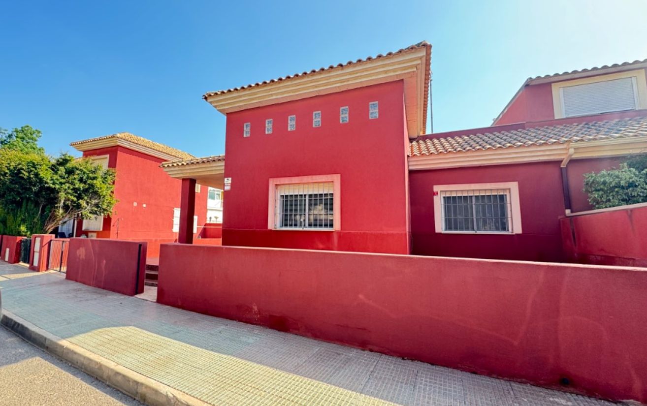 Duplex myynnissä Los Urrutias (Cartagena)