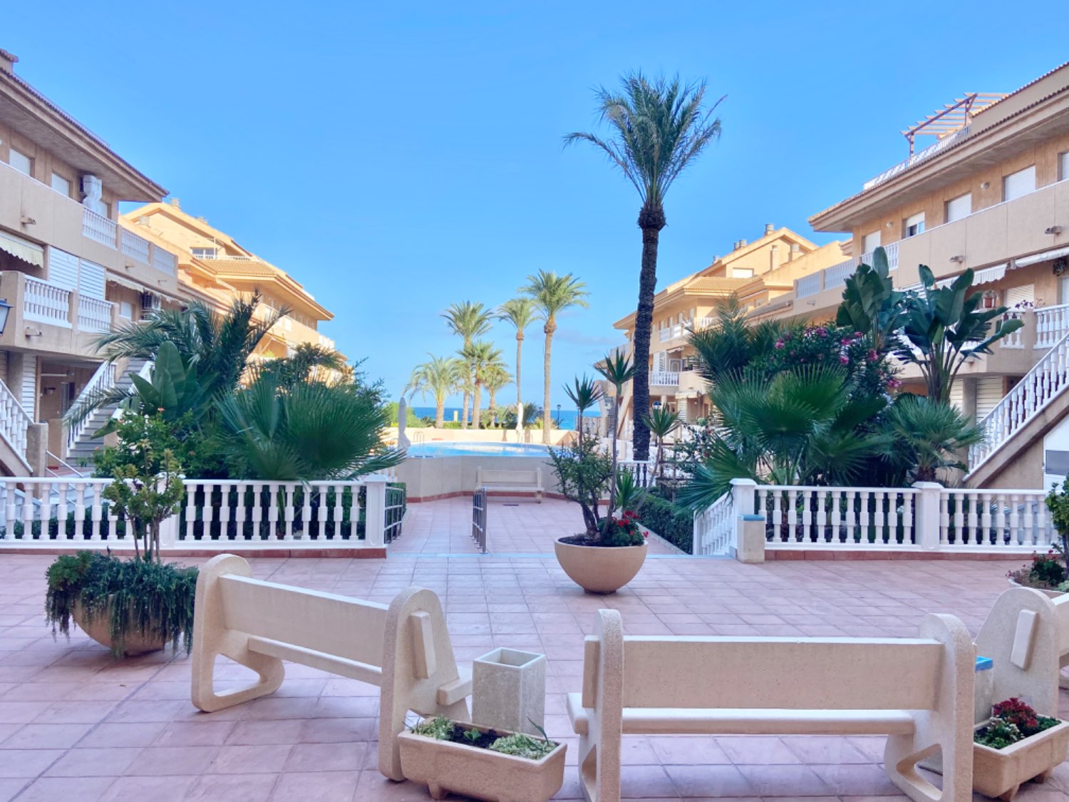 كنة للبيع في Playa de las Gaviotas-El Pedrucho (La Manga del Mar Menor)